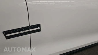 2025 Ford Explorer ST-Line - miniatura 24
