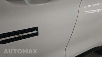 2025 Ford Explorer ST-Line - miniatura 25