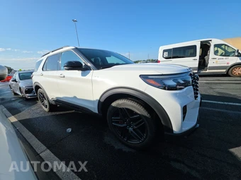 2025 Ford Explorer ST-Line - miniatura 3