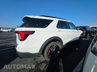 2025 Ford Explorer ST-Line - miniatura 4