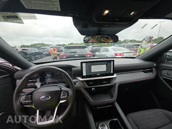 2025 Ford Explorer ST-Line - miniatura 11