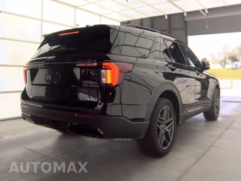 2025 Ford Explorer ST-Line - miniatura 4