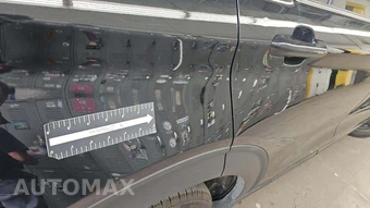 2025 Ford Explorer ST-Line - miniatura 31