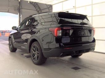 2025 Ford Explorer ST-Line - miniatura 6