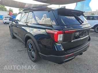 2025 Ford Explorer ST-Line - miniatura 6