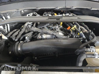 2025 Ford Explorer ST-Line - miniatura 16