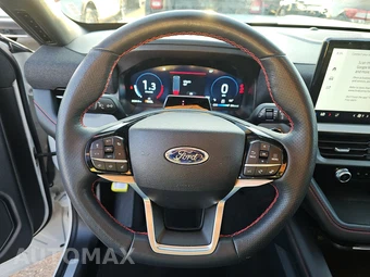 2025 Ford Explorer ST-Line - miniatura 10