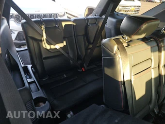 2025 Ford Explorer ST-Line - miniatura 14