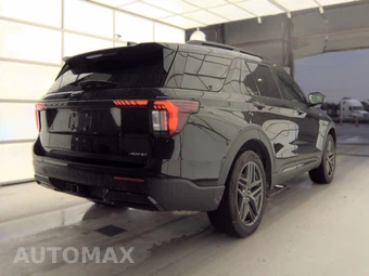 2025 Ford Explorer ST-Line - miniatura 4