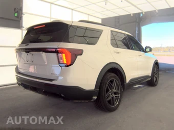 2025 Ford Explorer ST-Line - miniatura 4