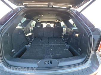 2025 Ford Explorer ST-Line - miniatura 16