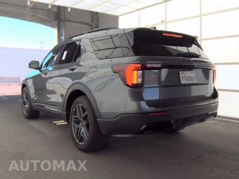 2025 Ford Explorer ST-Line - miniatura 6