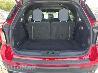 2025 Ford Explorer ST-Line - miniatura 15