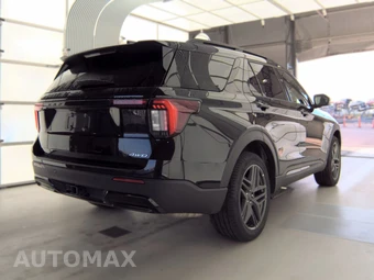 2025 Ford Explorer ST-Line - miniatura 4
