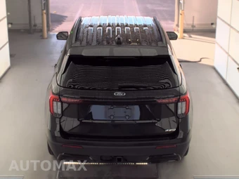 2025 Ford Explorer ST-Line - miniatura 5