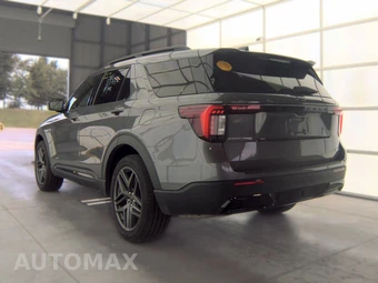 2025 Ford Explorer ST-Line - miniatura 6