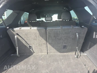 2025 Ford Explorer ST-Line - miniatura 17