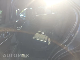 2025 Ford Explorer ST-Line - miniatura 13