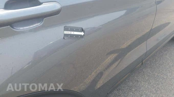 2025 Ford Explorer ST-Line - miniatura 30
