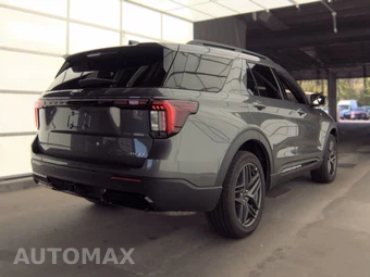 2025 Ford Explorer ST-Line - miniatura 4