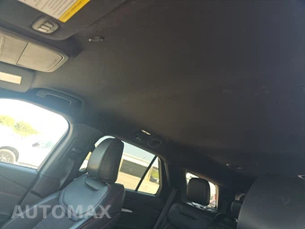 2025 Ford Explorer ST-Line - miniatura 17
