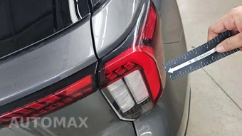 2025 Ford Explorer ST-Line - miniatura 33