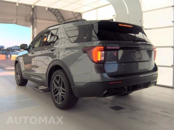 2025 Ford Explorer ST-Line - miniatura 6