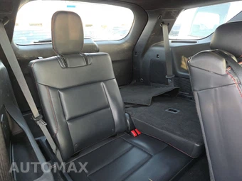 2025 Ford Explorer ST-Line - miniatura 14