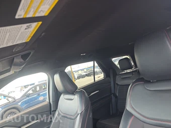 2025 Ford Explorer ST-Line - miniatura 18