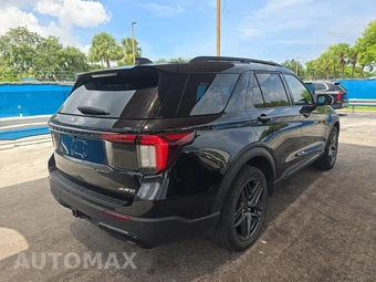 2025 Ford Explorer ST-Line - miniatura 4