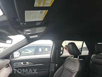 2025 Ford Explorer ST-Line - miniatura 18