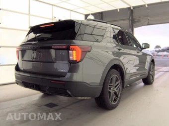 2025 Ford Explorer ST-Line - miniatura 4