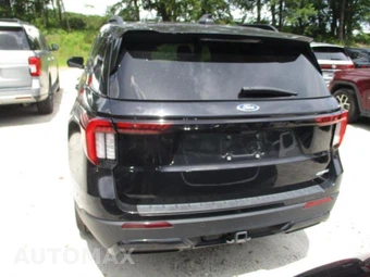 2025 Ford Explorer ST-Line - miniatura 12