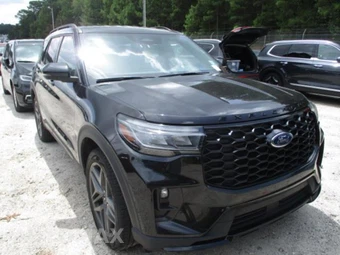 2025 Ford Explorer ST-Line - miniatura 25