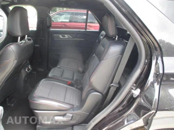 2025 Ford Explorer ST-Line - miniatura 8