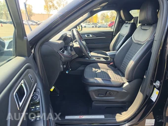 2025 Ford Explorer ST-Line - miniatura 5