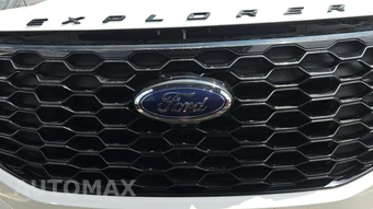 2025 Ford Explorer ST-Line - miniatura 23