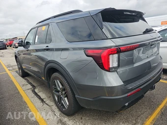 2025 Ford Explorer ST-Line - miniatura 6