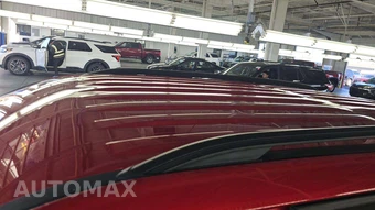 2025 Ford Explorer ST-Line - miniatura 21