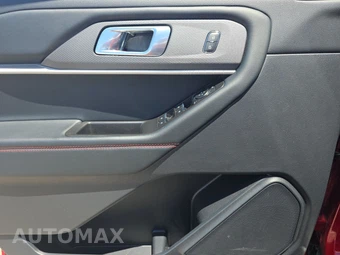 2025 Ford Explorer ST-Line - miniatura 9