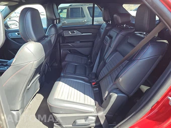2025 Ford Explorer ST-Line - miniatura 13