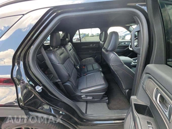 2025 Ford Explorer ST-Line - miniatura 17