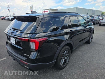 2025 Ford Explorer ST-Line - miniatura 3
