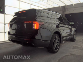 2025 Ford Explorer ST-Line - miniatura 4