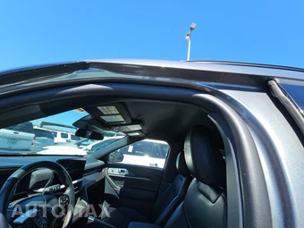 2025 Ford Explorer ST-Line - miniatura 18