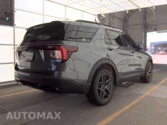 2025 Ford Explorer ST-Line - miniatura 4