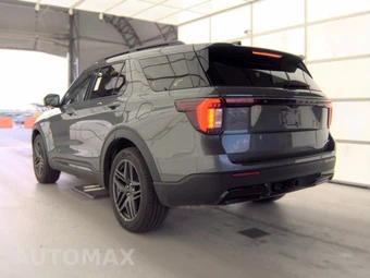 2025 Ford Explorer ST-Line - miniatura 6