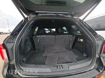2025 Ford Explorer ST-Line - miniatura 17