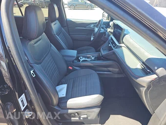 2025 Ford Explorer ST-Line - miniatura 8