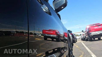 2025 Ford Explorer ST-Line - miniatura 26